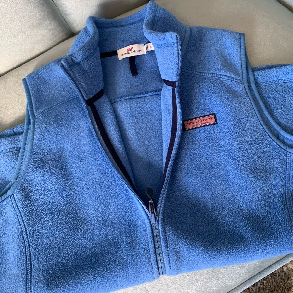 Vineyard Vines fleece vest